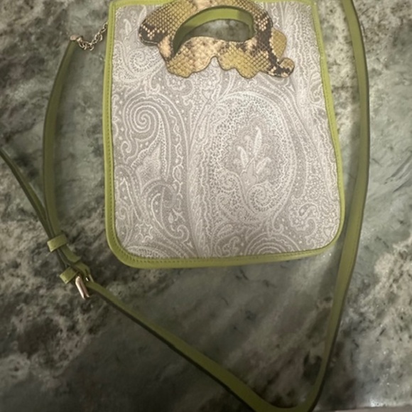 ETRO CROSSBODY BAG BRAND NEW NEVER USED PAISLEY LIME COLOR - Picture 14 of 16